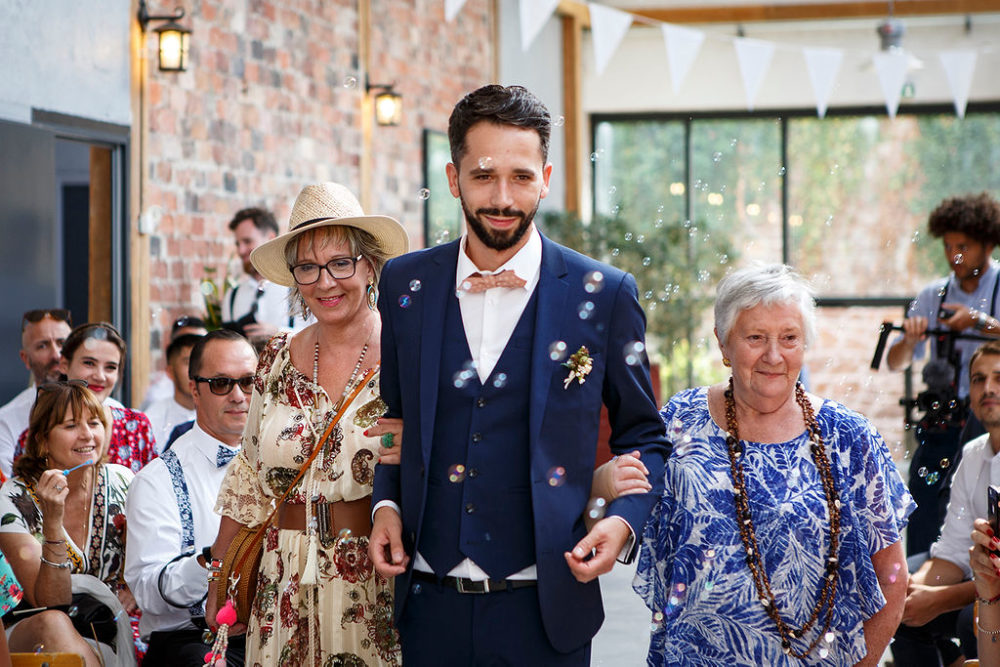 Mariage industriel dans le Beaujolais - Clea + Franck - Blog Mariage Madame C Mariage industriel dans le Beaujolais - Clea + Franck - Blog Mariage Madame C