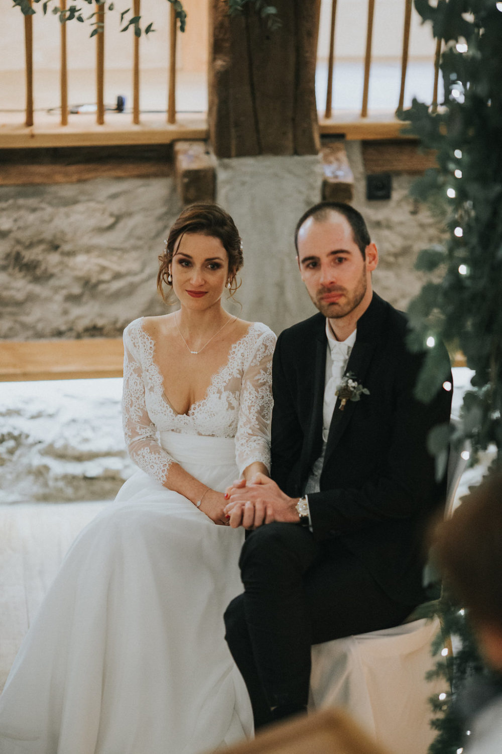 Mariage d'hiver à la Ferme de Gy - Barbara + Sébastien - Blog Mariage Madame C