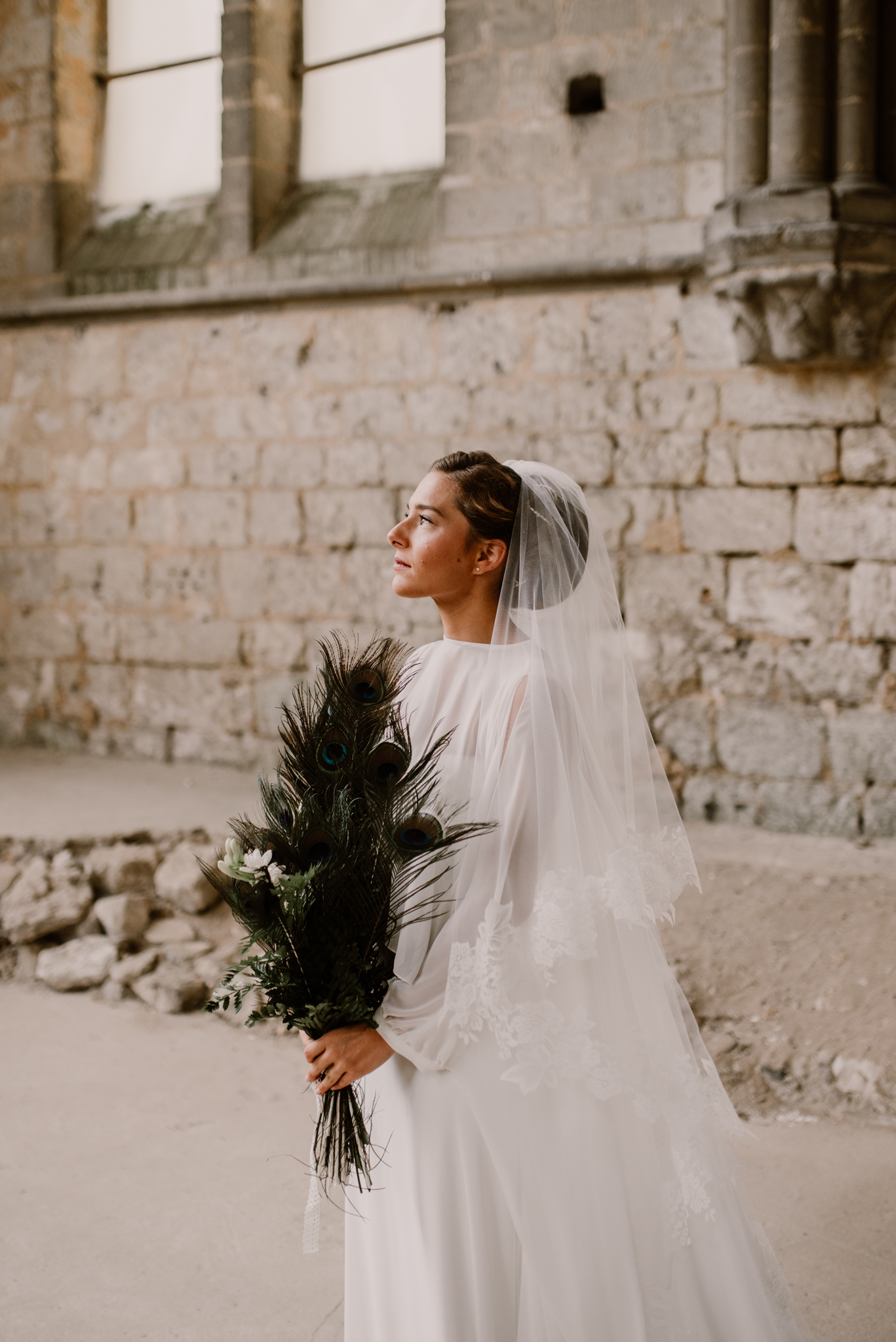 Mariage à l'Abbaye de Bonport - Marie + Geoffroy - Blog Mariage Madame C