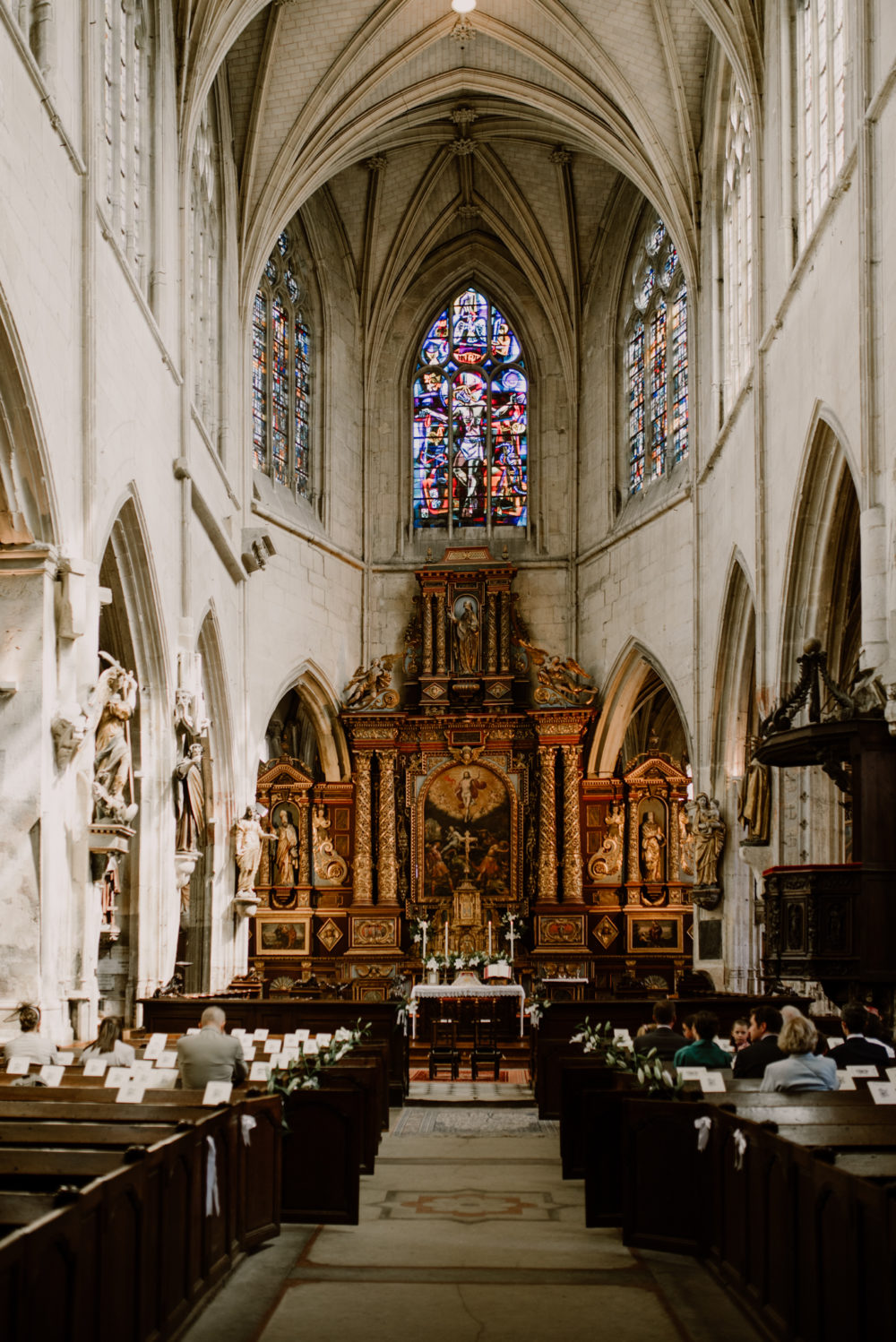 Mariage à l'Abbaye de Bonport - Marie + Geoffroy - Blog Mariage Madame C