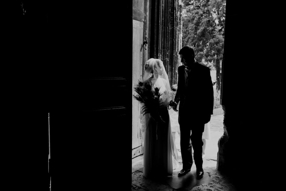 Mariage à l'Abbaye de Bonport - Marie + Geoffroy - Blog Mariage Madame C