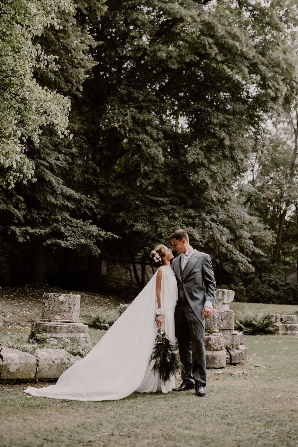 Mariage à l'Abbaye de Bonport - Marie + Geoffroy - Blog Mariage Madame C