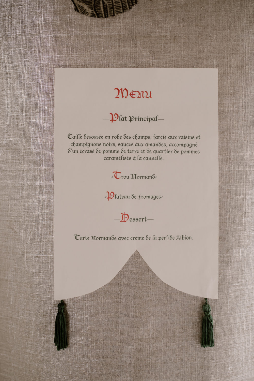 Mariage à l'Abbaye de Bonport - Marie + Geoffroy - Blog Mariage Madame C