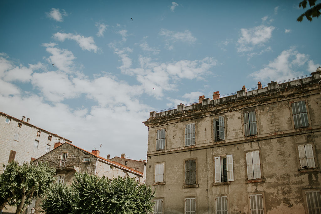 Mariage élégant en Corse à la Villa Cipiniello - Morgane + Claude - Blog Mariage Madame C Mariage élégant en Corse à la Villa Cipiniello - Morgane + Claude - Blog Mariage Madame C