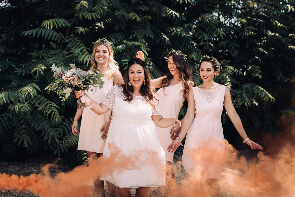 Mariage tropicool sur une péniche parisienne - Jade + Olivier - Blog Mariage Madame C