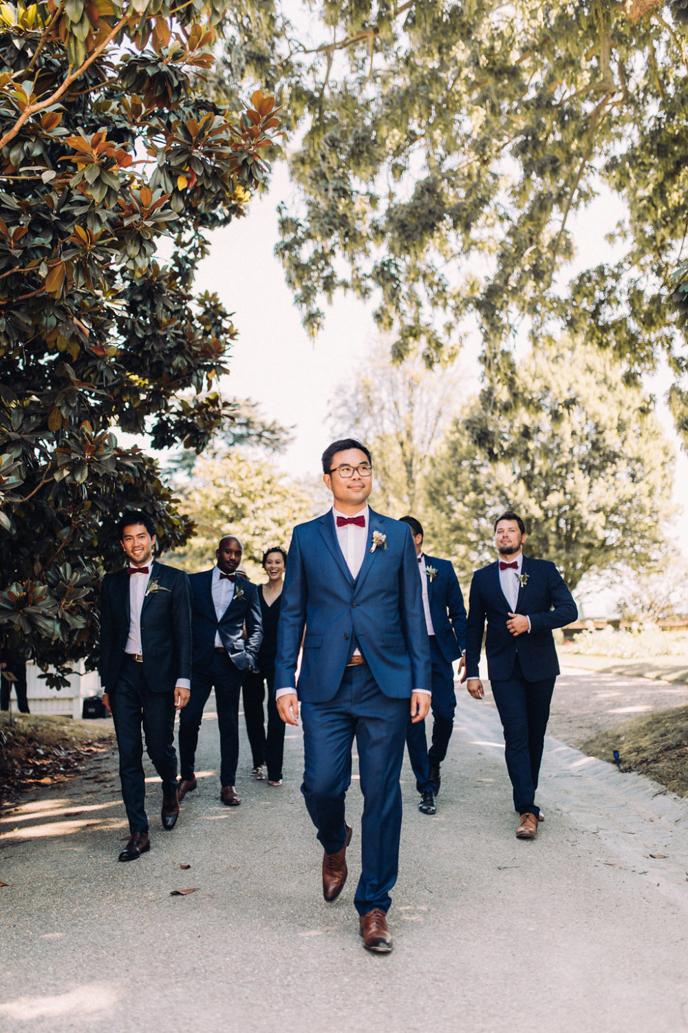 Mariage tropicool sur une péniche parisienne - Jade + Olivier - Blog Mariage Madame C