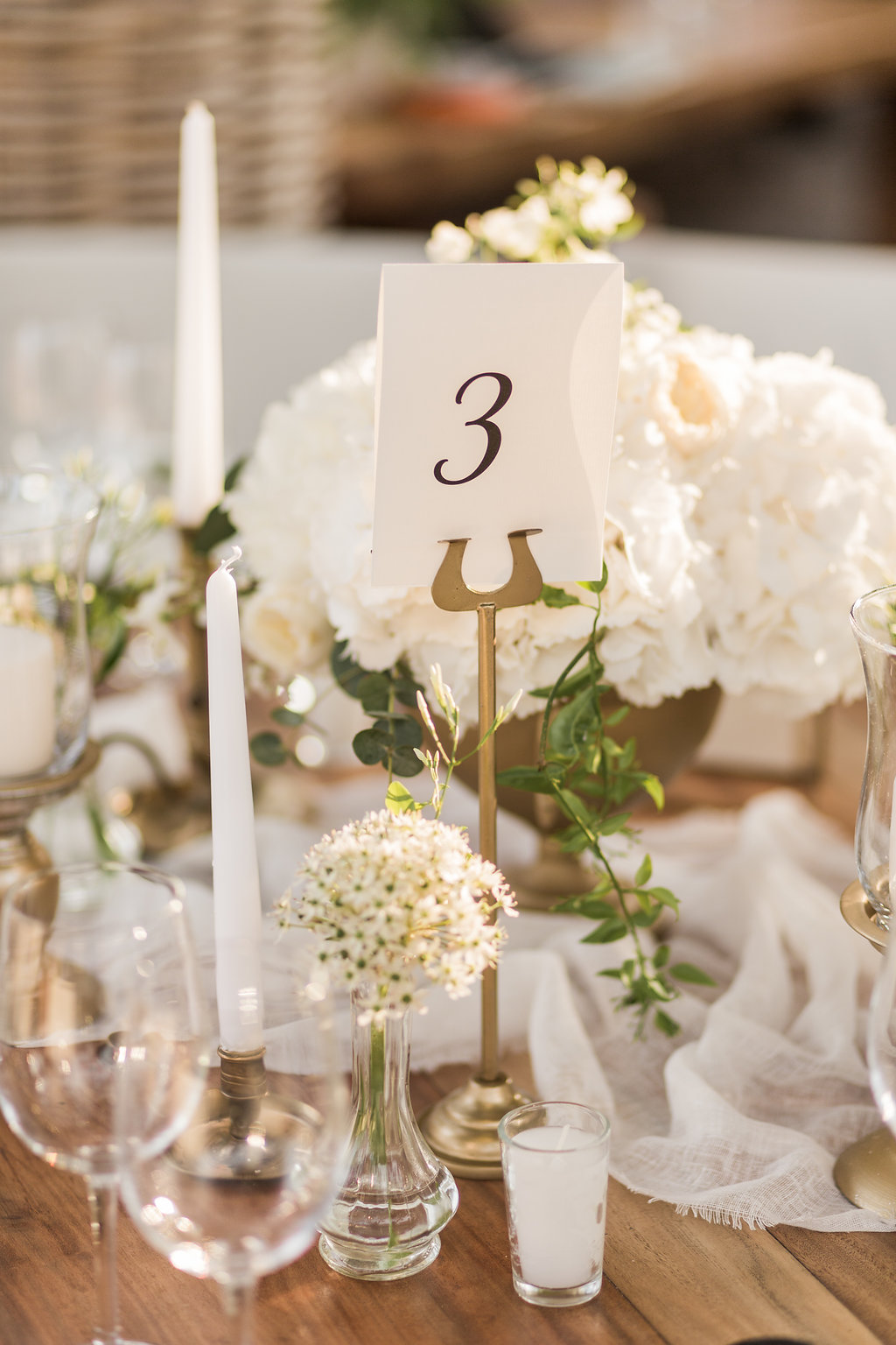 Un mariage glamour à Saint Tropez - Bertille + Thomas - Blog Mariage Madame C Un mariage glamour à Saint Tropez - Bertille + Thomas - Blog Mariage Madame C