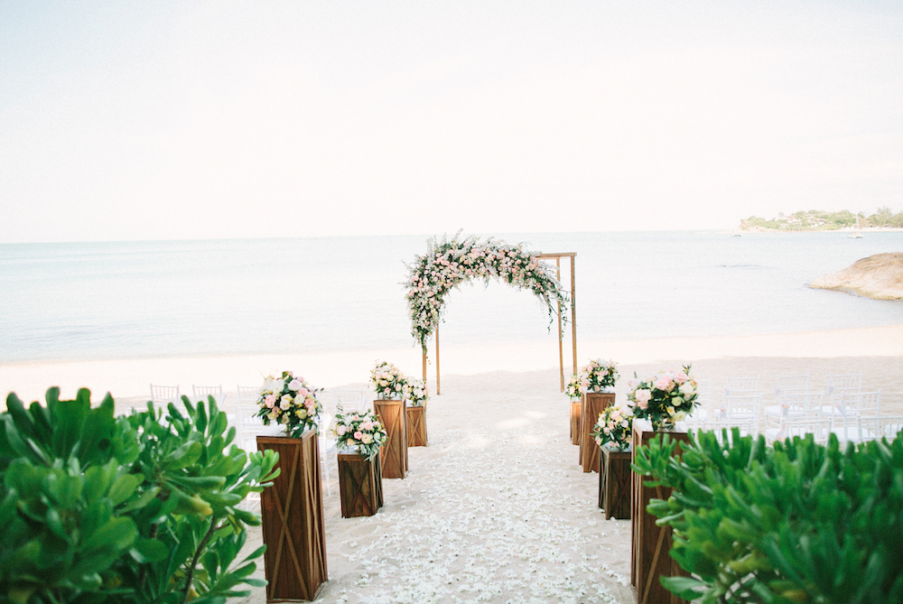 Mariage romantique en Thaïlande - Megan + Timmy - Blog Mariage Madame C