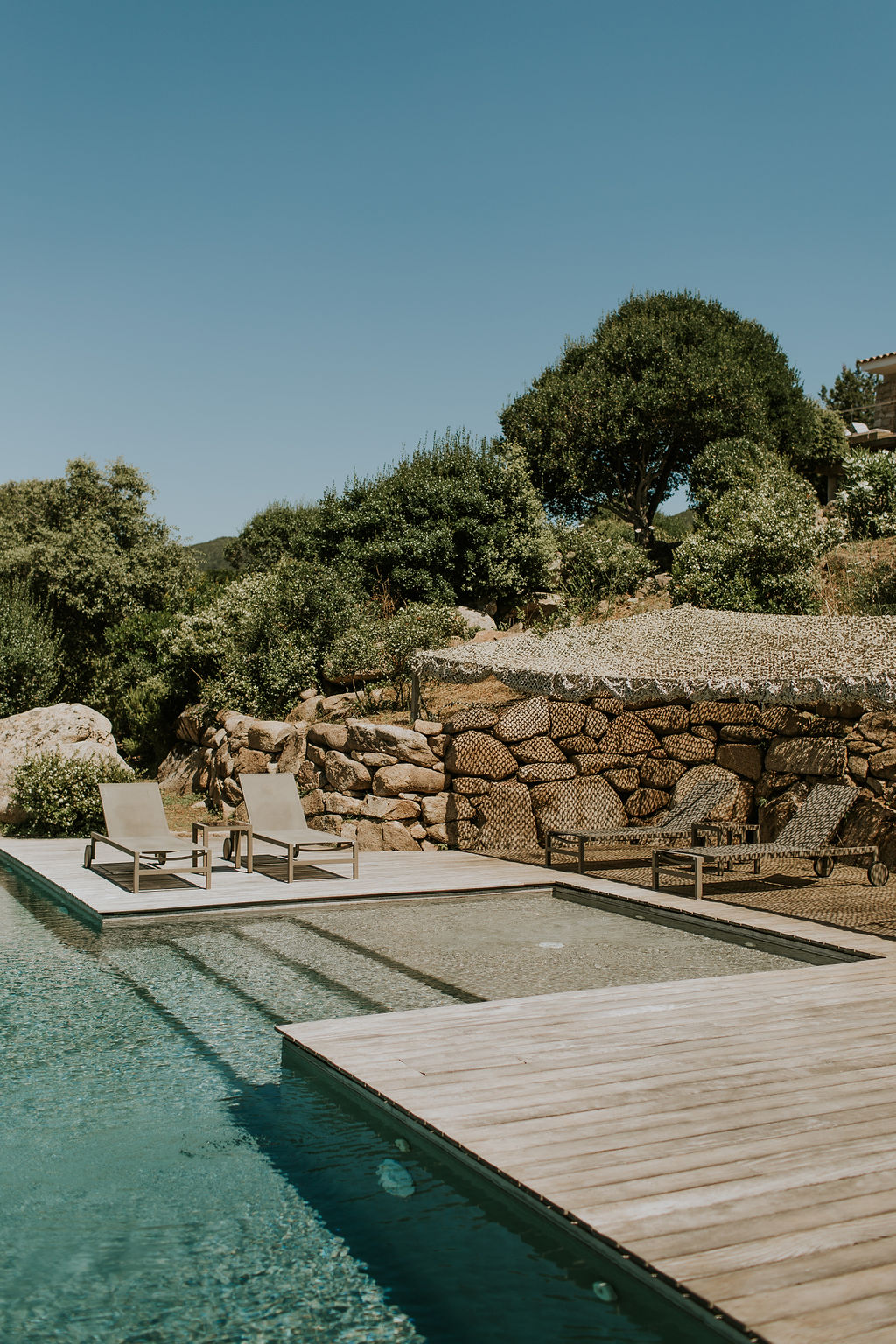 Mariage sauvage en Corse à la Réserve Saparella - Alexandra + Rémi - Blog Mariage Madame C