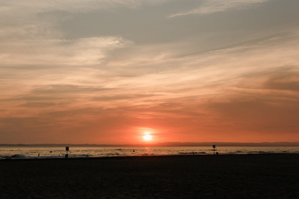 Mariage sur la plage en Camargue - Fanny + Benjamin - Blog Mariage Madame C