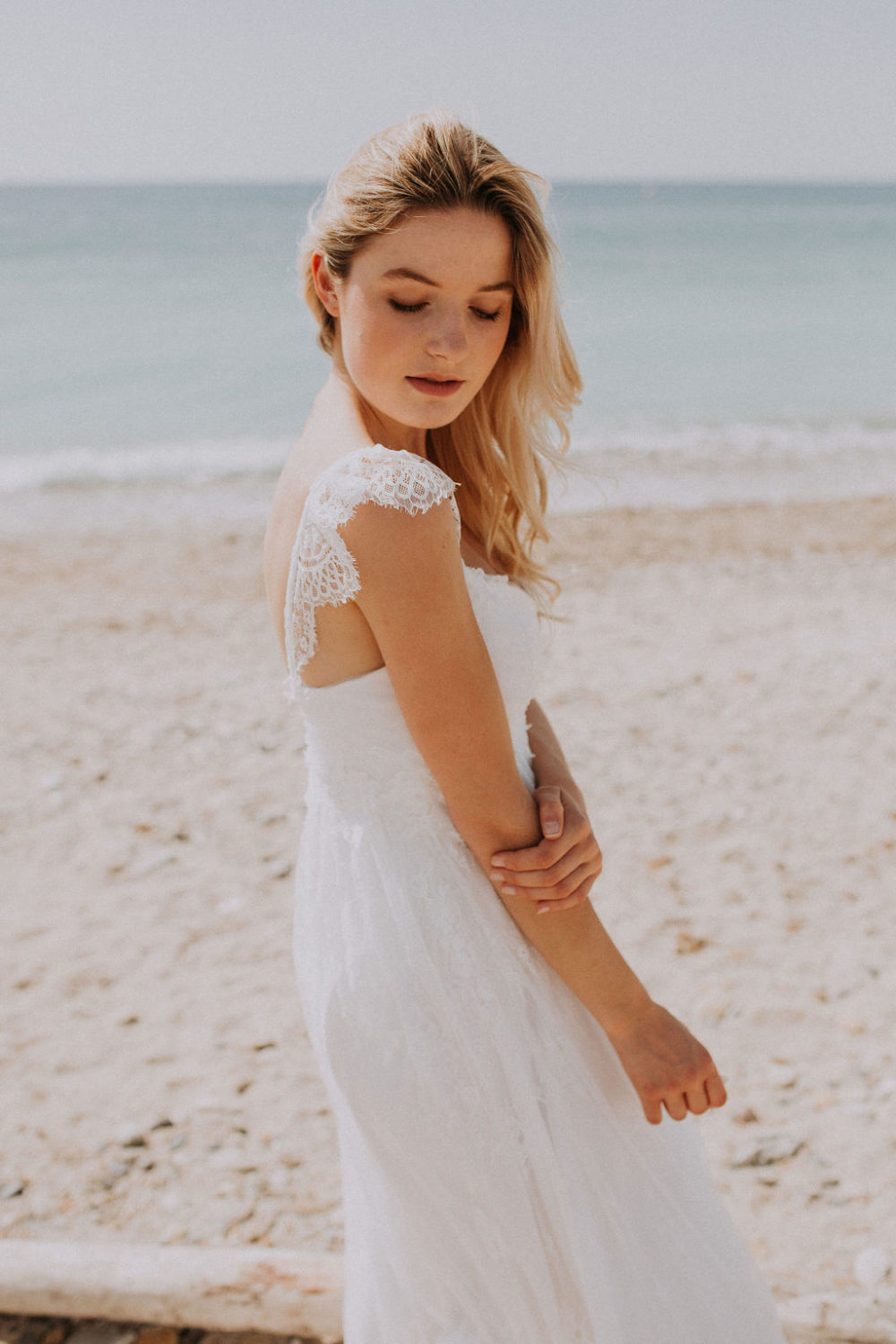 Amandine Grimm Collection 2020 - Robes de mariée - Blog Mariage Madame C Amandine Grimm Collection 2020 - Robes de mariée - Blog Mariage Madame C