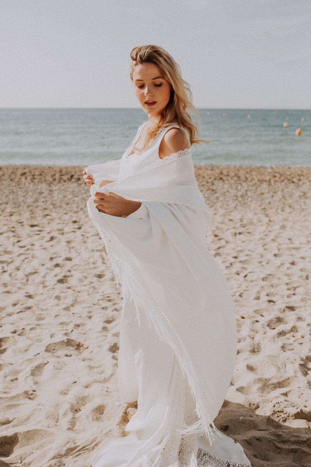 Amandine Grimm Collection 2020 - Robes de mariée - Blog Mariage Madame C Amandine Grimm Collection 2020 - Robes de mariée - Blog Mariage Madame C