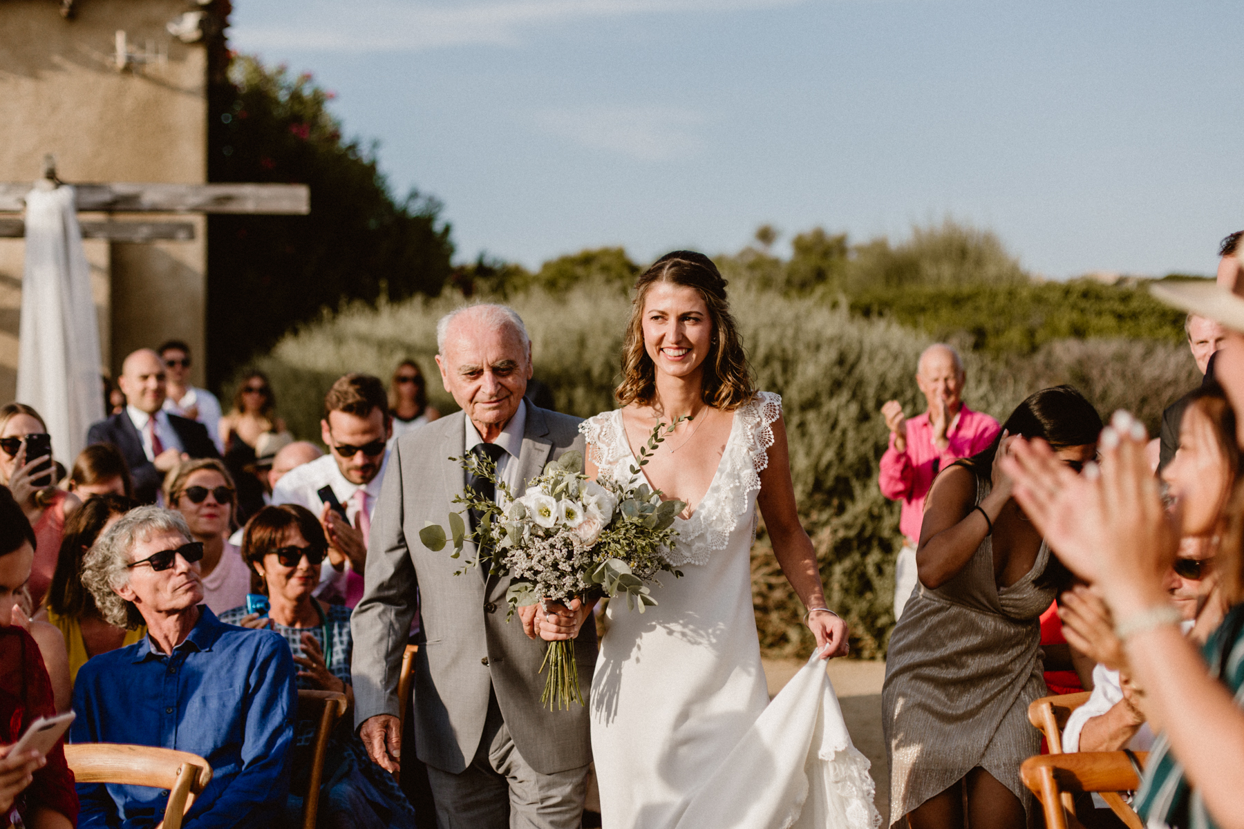 Un mariage en Corse au Rocher - Audrey + Benjamin - Blog Mariage Madame C