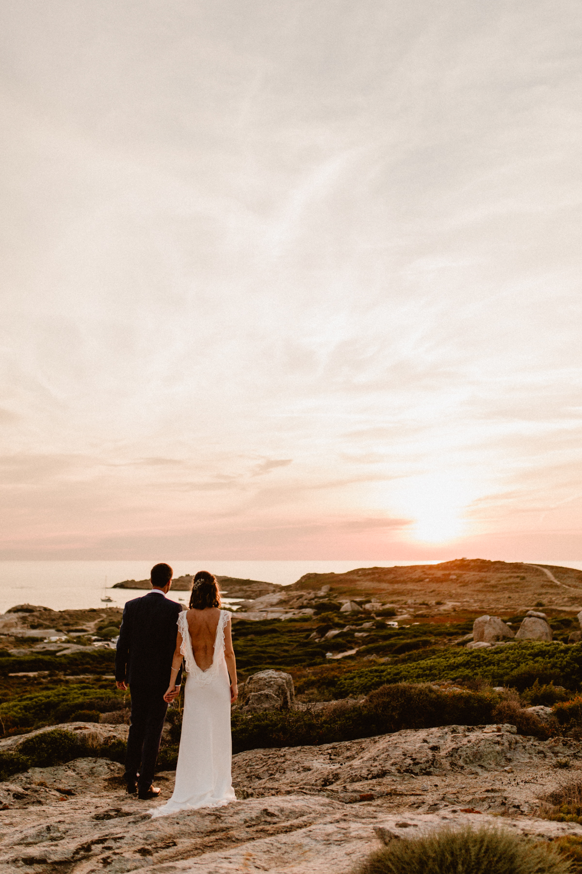 Un mariage en Corse au Rocher - Audrey + Benjamin - Blog Mariage Madame C