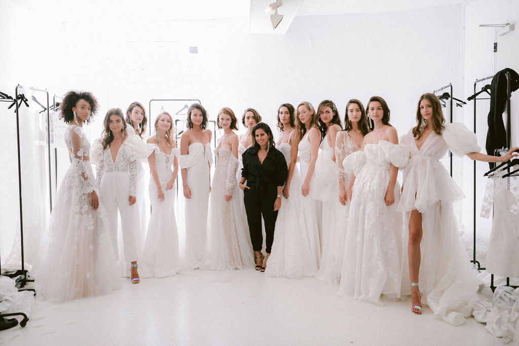 Rime Arodaky Défilé 2020 - Stardust - Blog Mariage Madame C Rime Arodaky Défilé 2020 - Stardust - Blog Mariage Madame C