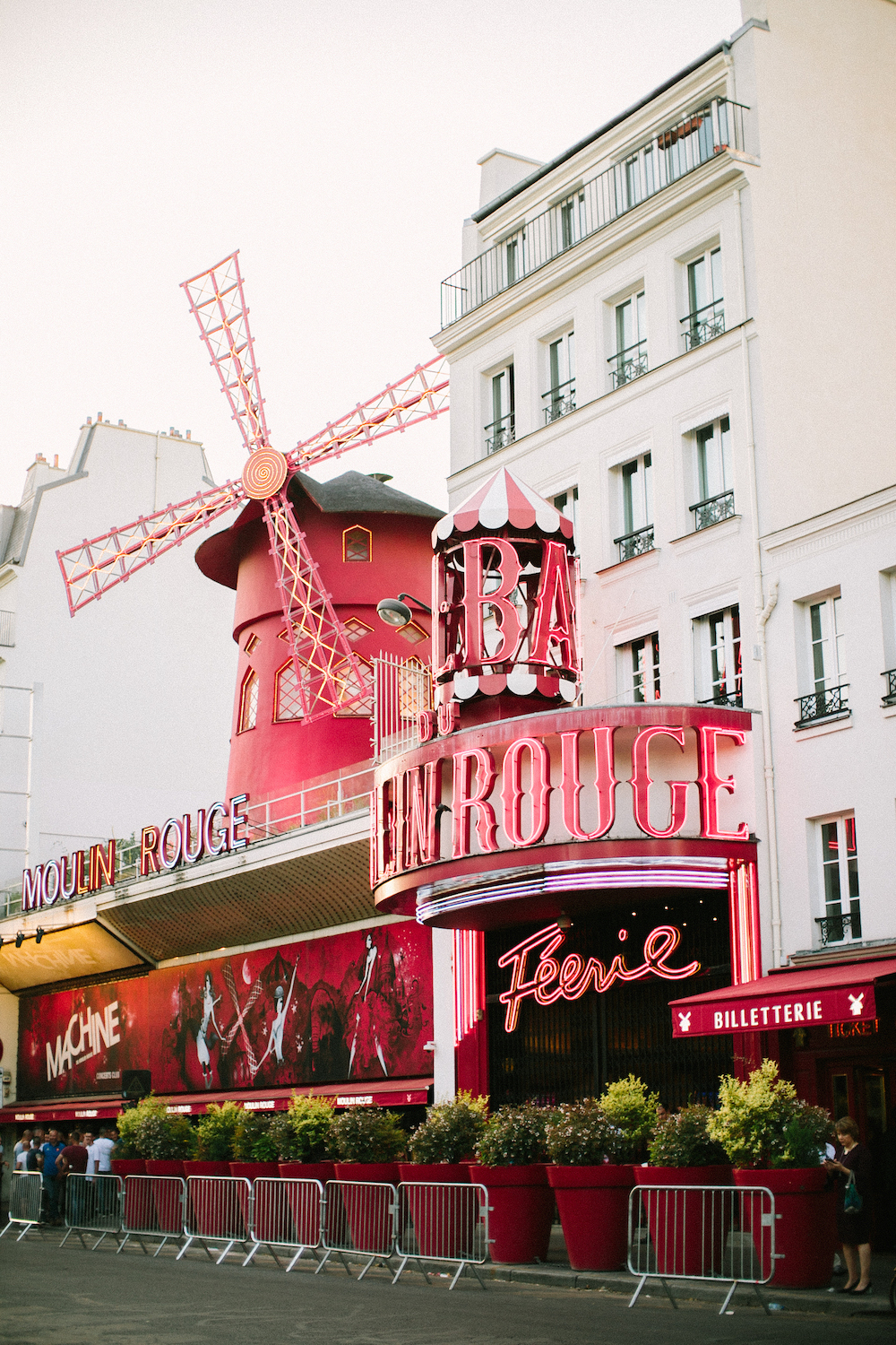 Un mariage à Montmartre - Kelly + Jeremy - Blog Mariage Madame C Un mariage à Montmartre - Kelly + Jeremy - Blog Mariage Madame C