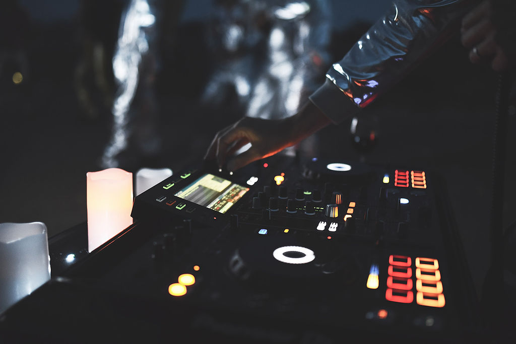 Mariage sur la Planet Moab - Victoria + Clément - Blog Mariage Madame C Mariage sur la Planet Moab - Victoria + Clément - Blog Mariage Madame C