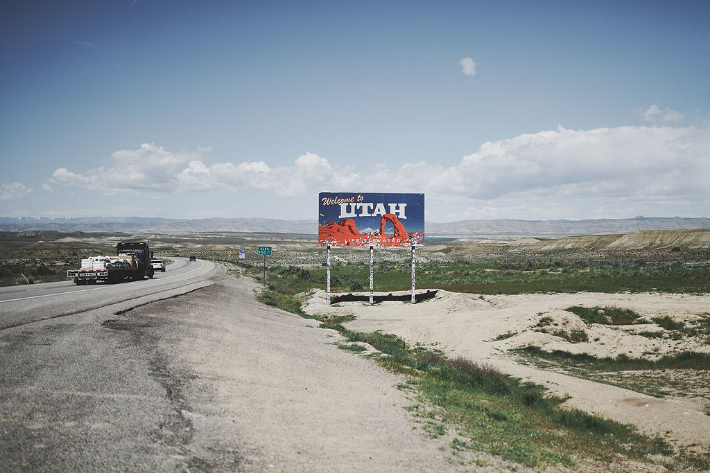Mariage sur la Planet Moab - Victoria + Clément - Blog Mariage Madame C Mariage sur la Planet Moab - Victoria + Clément - Blog Mariage Madame C