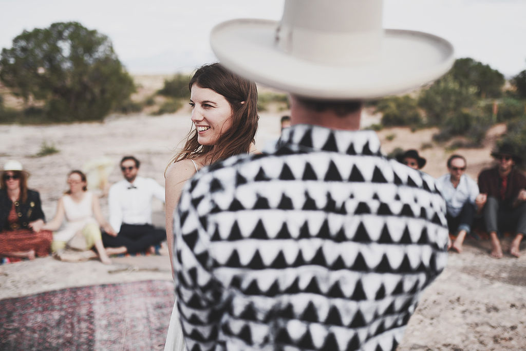 Mariage sur la Planet Moab - Victoria + Clément - Blog Mariage Madame C Mariage sur la Planet Moab - Victoria + Clément - Blog Mariage Madame C