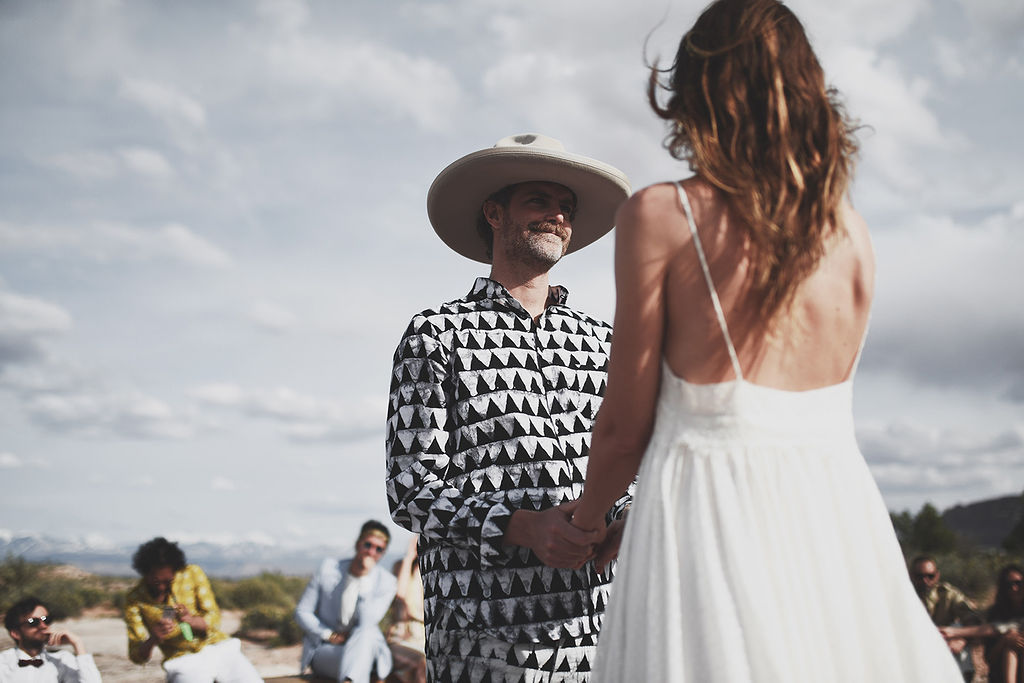 Mariage sur la Planet Moab - Victoria + Clément - Blog Mariage Madame C Mariage sur la Planet Moab - Victoria + Clément - Blog Mariage Madame C