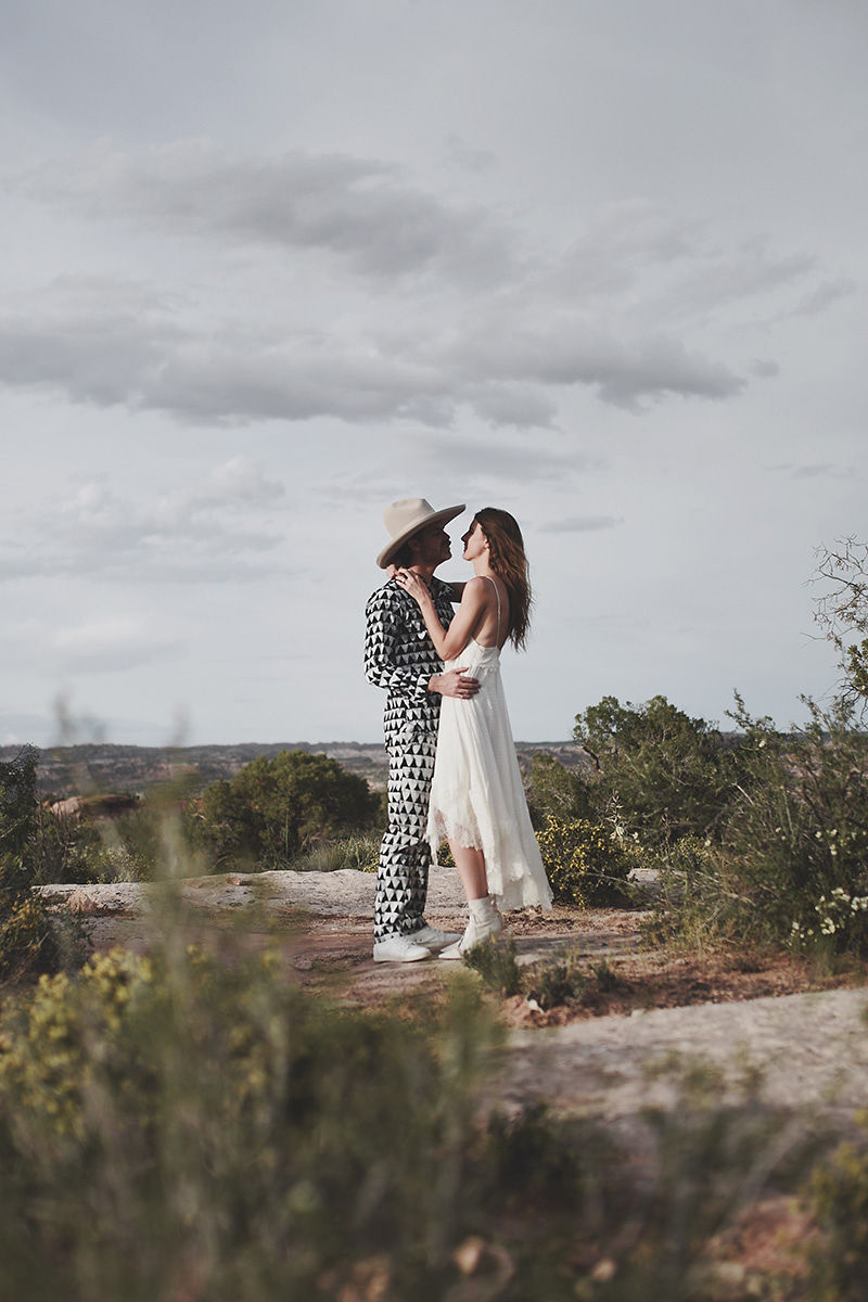 Mariage sur la Planet Moab - Victoria + Clément - Blog Mariage Madame C Mariage sur la Planet Moab - Victoria + Clément - Blog Mariage Madame C