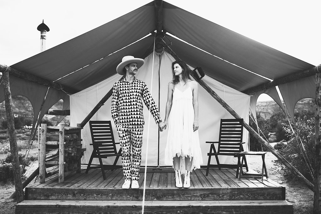 Mariage sur la Planet Moab - Victoria + Clément - Blog Mariage Madame C Mariage sur la Planet Moab - Victoria + Clément - Blog Mariage Madame C