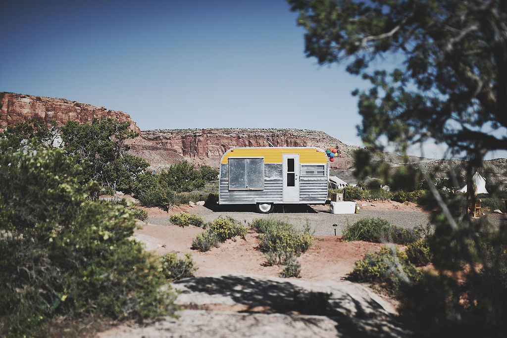 Mariage sur la Planet Moab - Victoria + Clément - Blog Mariage Madame C Mariage sur la Planet Moab - Victoria + Clément - Blog Mariage Madame C