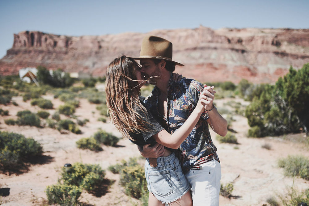 Mariage sur la Planet Moab - Victoria + Clément - Blog Mariage Madame C Mariage sur la Planet Moab - Victoria + Clément - Blog Mariage Madame C