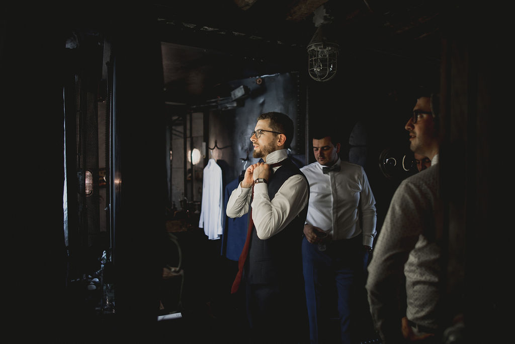 Mariage industriel aux Bonnes Joies - Lisa + Guillaume - Blog Mariage Madame C