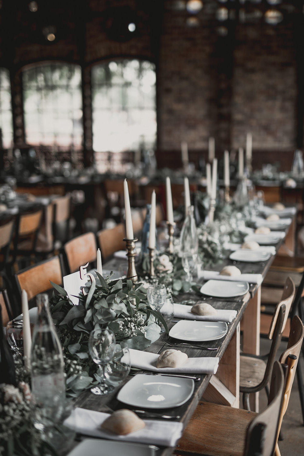 Mariage industriel aux Bonnes Joies - Lisa + Guillaume - Blog Mariage Madame C