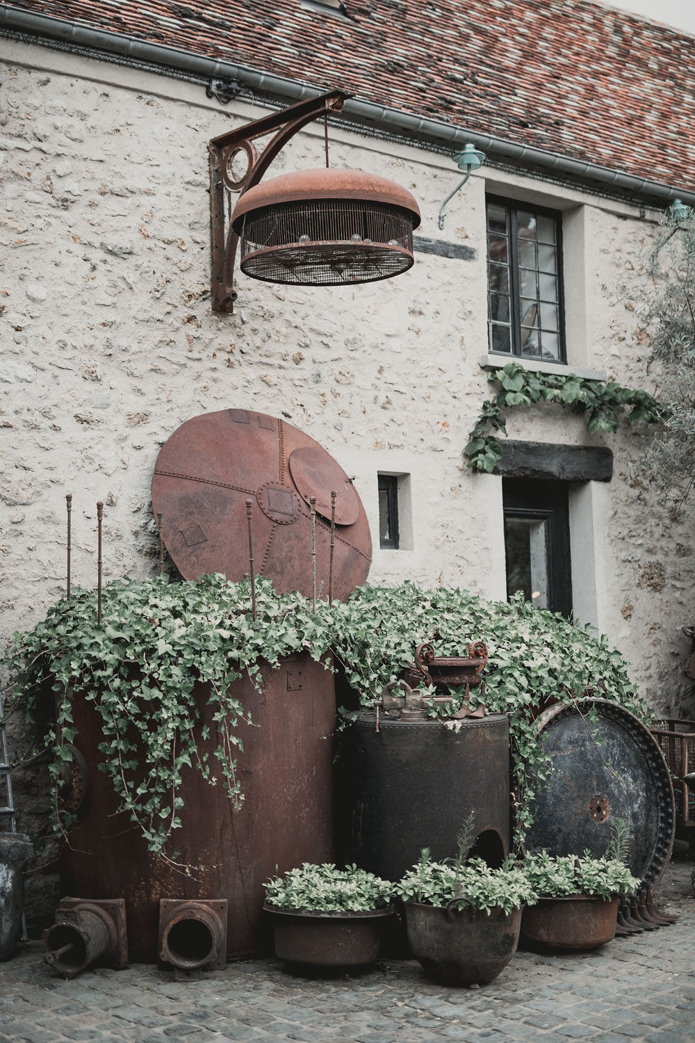 Mariage industriel aux Bonnes Joies - Lisa + Guillaume - Blog Mariage Madame C