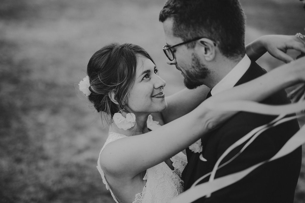 Mariage industriel aux Bonnes Joies - Lisa + Guillaume - Blog Mariage Madame C