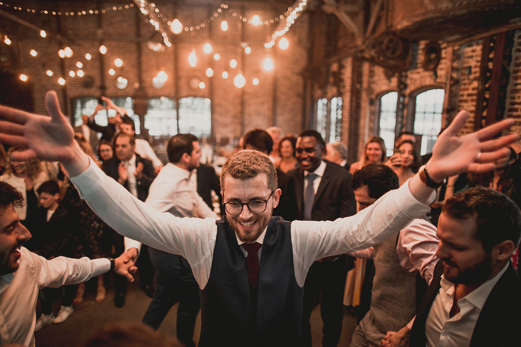 Mariage industriel aux Bonnes Joies - Lisa + Guillaume - Blog Mariage Madame C