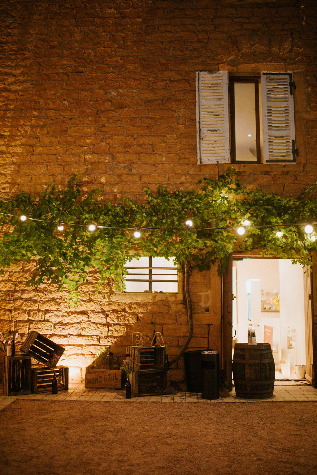 Mariage dans le beaujolais - Bérénice + Antoine - Blog Mariage Madame C Mariage dans le beaujolais - Bérénice + Antoine - Blog Mariage Madame C