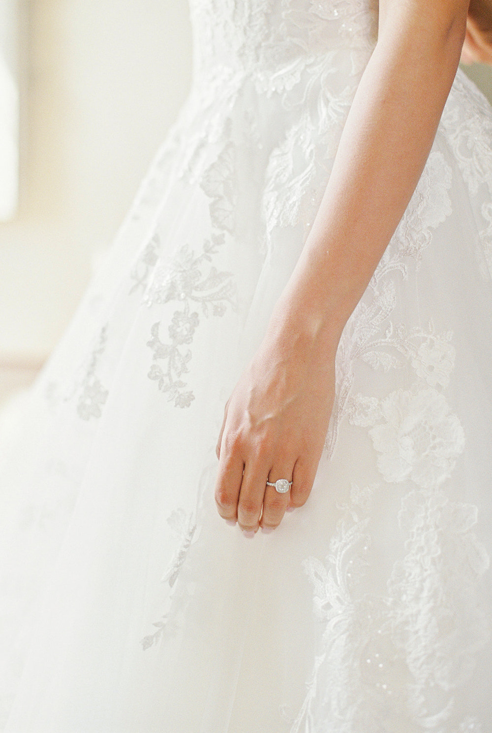 Mariage au Château de Vallery - Nora + Julien - Blog Mariage Madame C