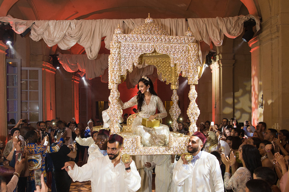 Mariage au Château de Vallery - Nora + Julien - Blog Mariage Madame C