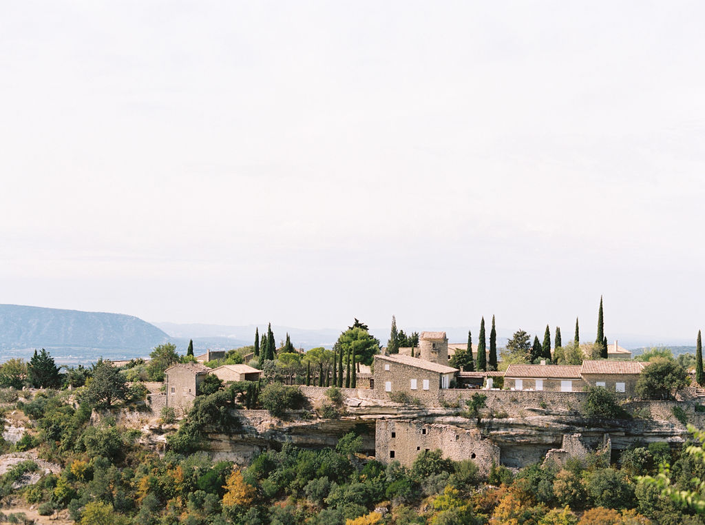Mariage dans le Luberon à la Bastide de Gordes - Kristina + Patrick - Blog Mariage Madame C Mariage dans le Luberon à la Bastide de Gordes - Kristina + Patrick - Blog Mariage Madame C