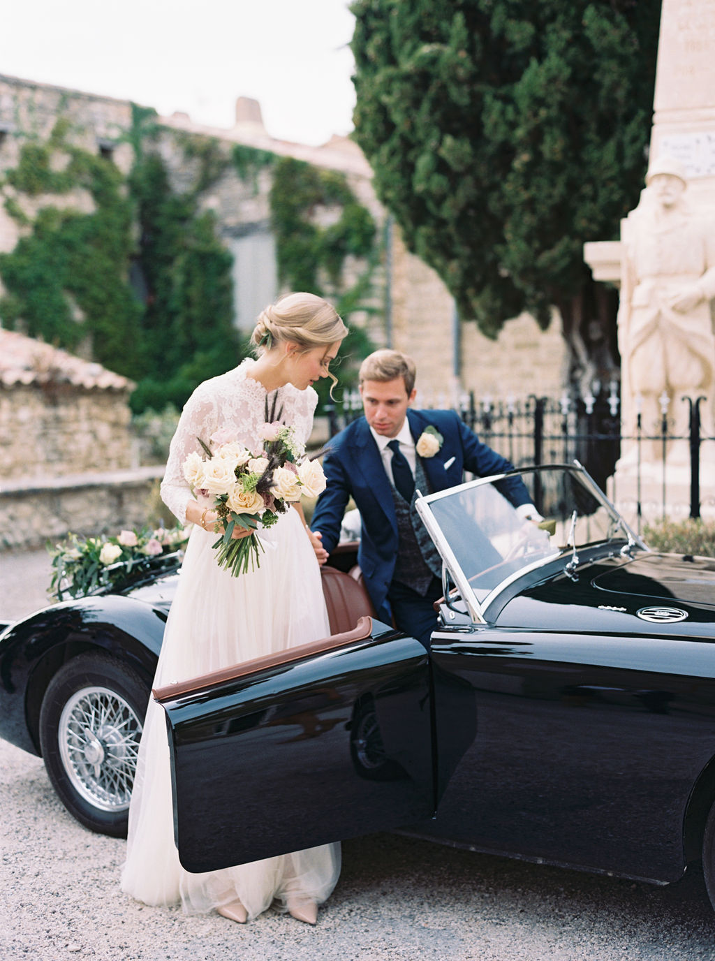 Mariage dans le Luberon à la Bastide de Gordes - Kristina + Patrick - Blog Mariage Madame C Mariage dans le Luberon à la Bastide de Gordes - Kristina + Patrick - Blog Mariage Madame C