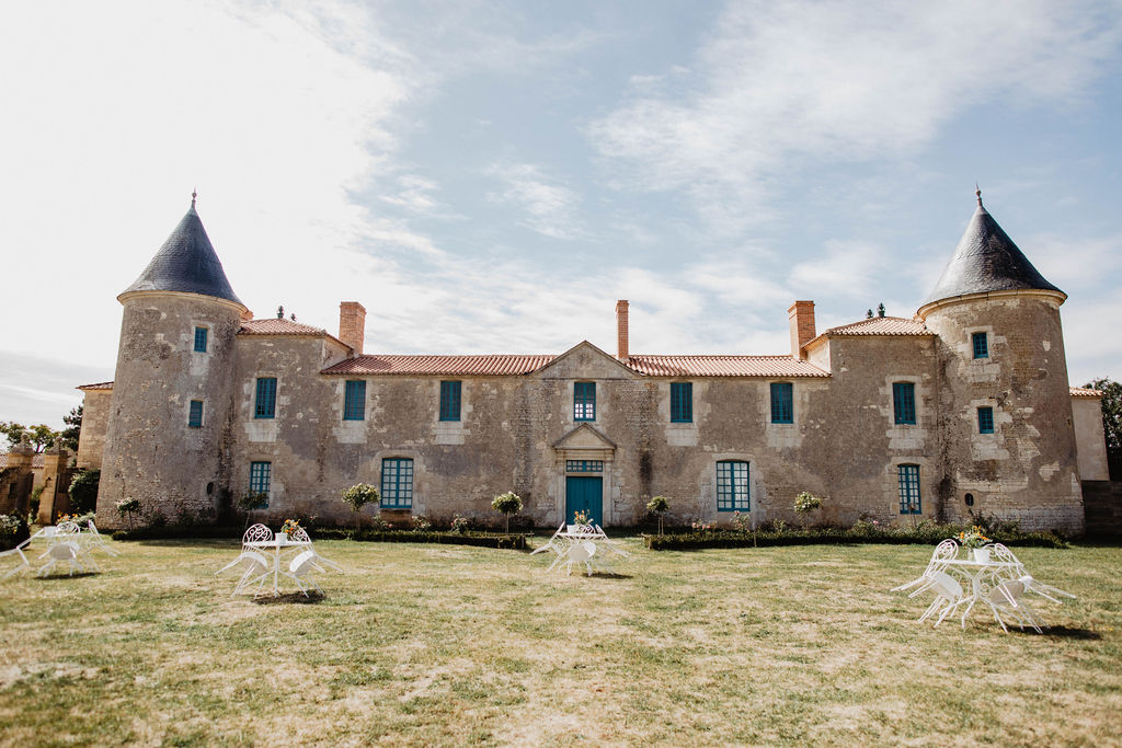 Mariage d'automne en Vendée - Maryse + Nicolas - Blog Mariage Madame C Mariage Vendée, Château de la Chevallerie © La paire de Cerises
