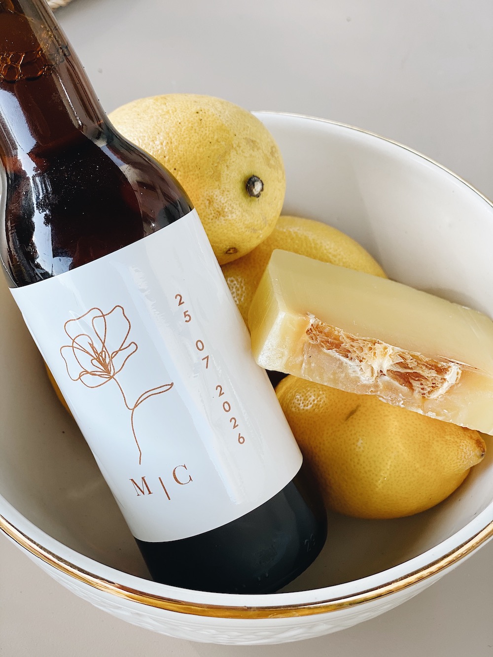 Petit Mariage entre amis - cadeaux d'invités - Blog Mariage Madame C