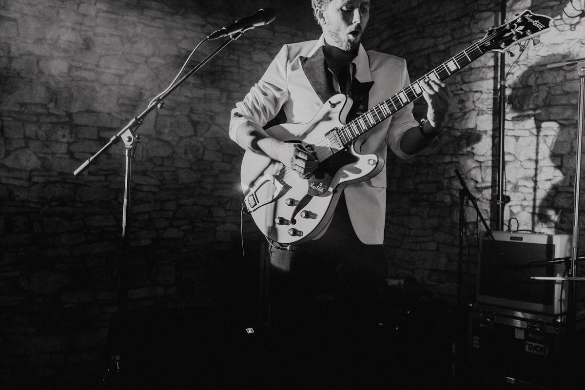 Mariage boho chic dans le Périgord - Aurélie + Martin - Blog Mariage Madame C Mariage boho chic dans le Périgord - Aurélie + Martin - Blog Mariage Madame C