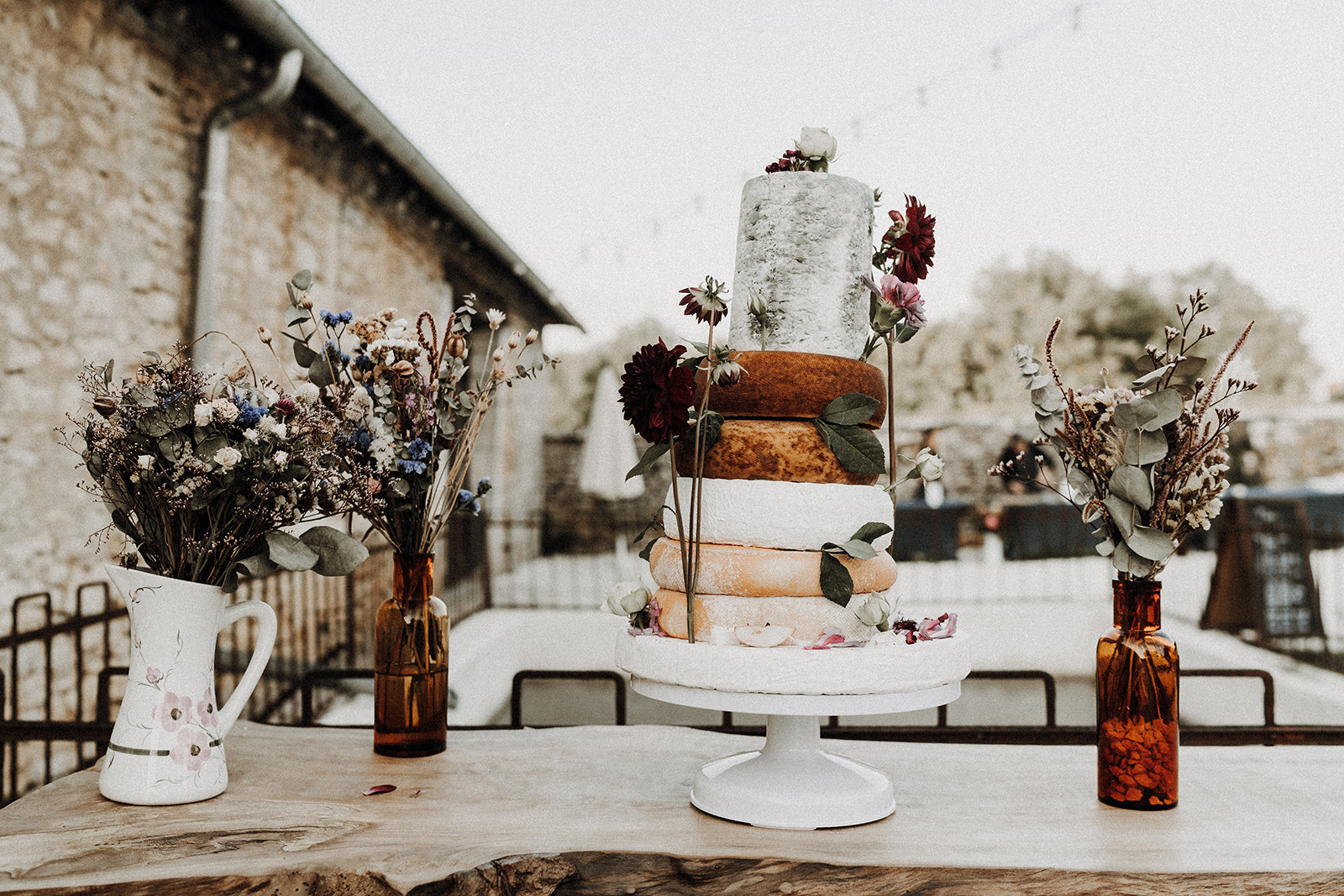 Mariage boho chic dans le Périgord - Aurélie + Martin - Blog Mariage Madame C Mariage boho chic dans le Périgord - Aurélie + Martin - Blog Mariage Madame C