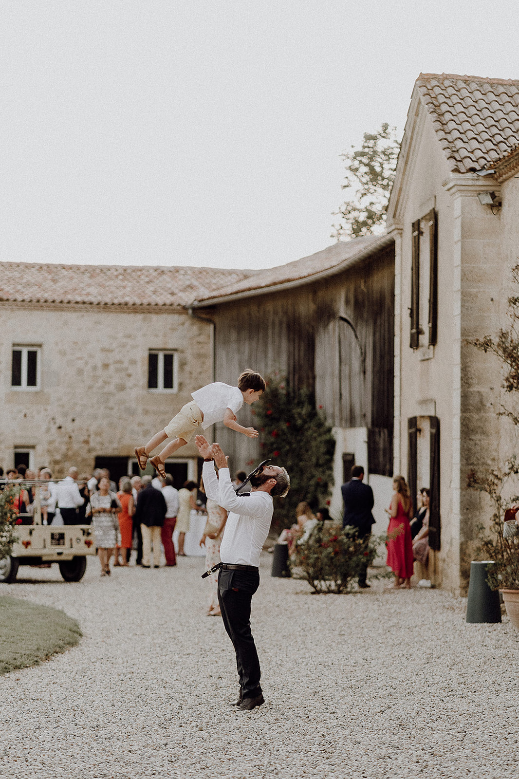 Mariage au Château d'Auros - Hortense + Maxence - Blog Mariage Madame C Mariage au Château d'Auros - Hortense + Maxence - Blog Mariage Madame C