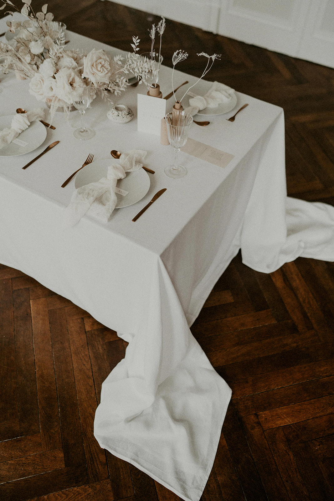 Mariage minimaliste et raffiné au Château - Blog Mariage Madame C