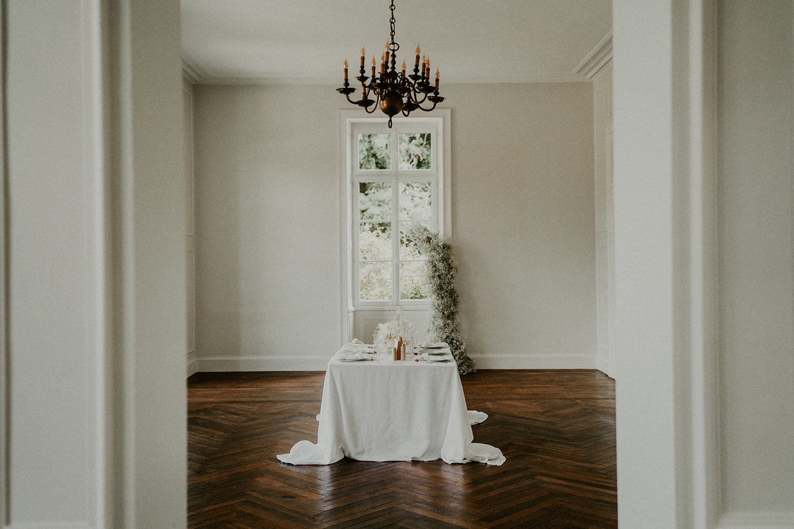 mariage-minimaliste-au-chateau-folie-douce-quatre-saisons-leshistoiresda-blog-mariage-madame-c