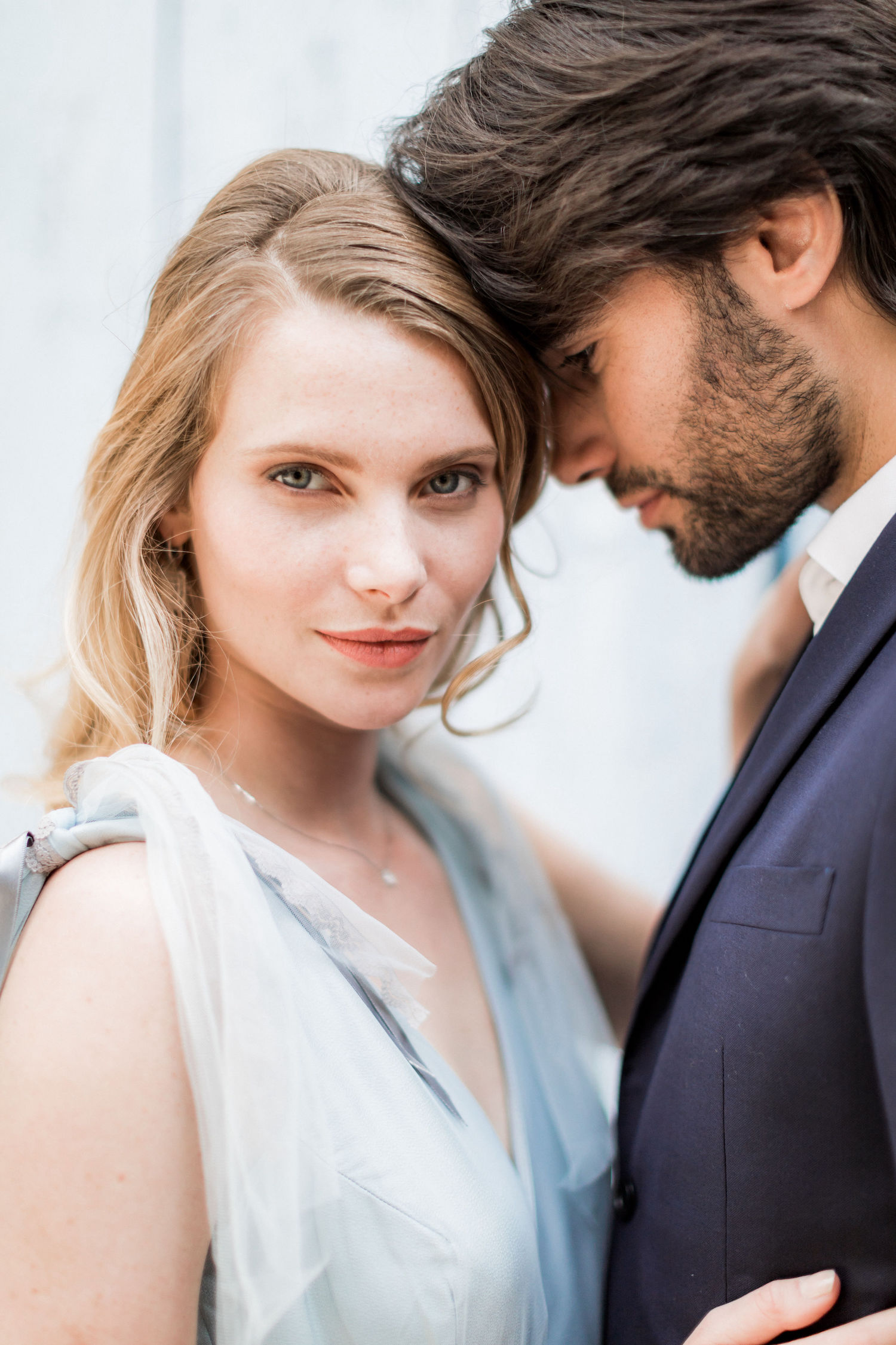 Un elopement bleu méditerrannée - Blog Mariage Madame C Un elopement bleu méditerrannée - Blog Mariage Madame C