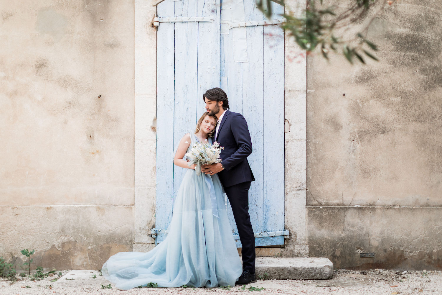 Un elopement bleu méditerrannée - Blog Mariage Madame C Un elopement bleu méditerrannée - Blog Mariage Madame C