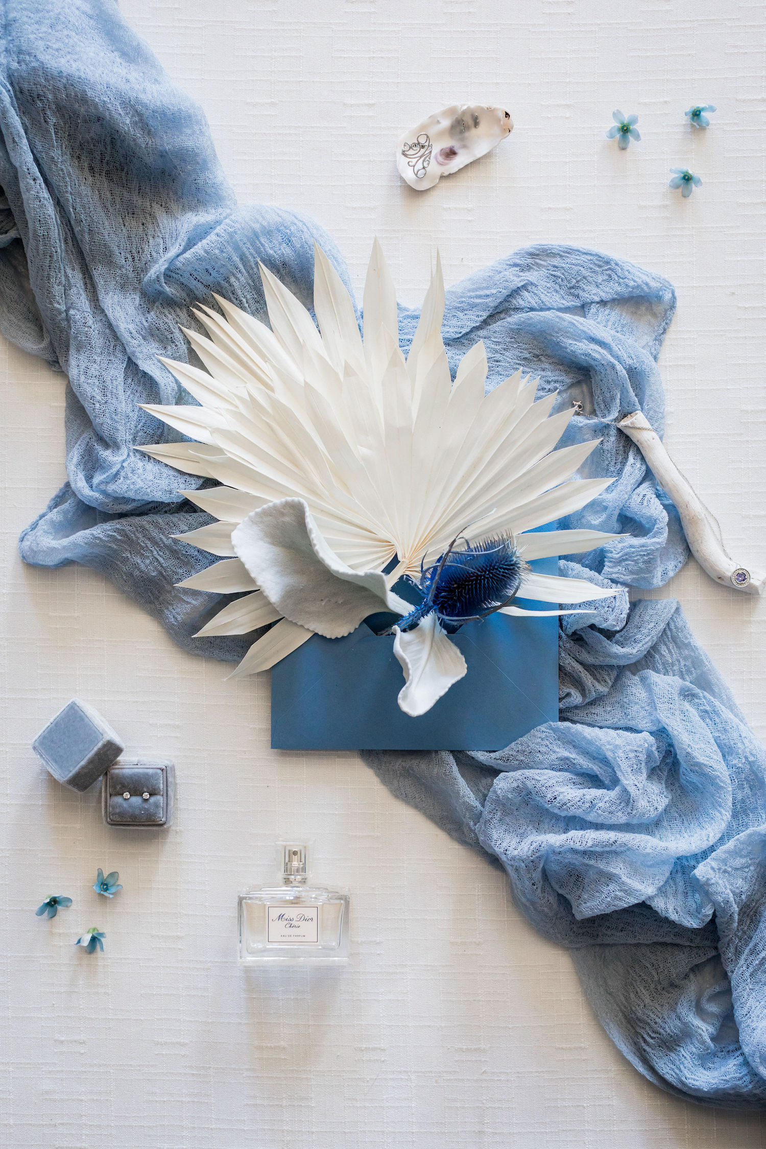 Un elopement bleu méditerrannée - Blog Mariage Madame C Un elopement bleu méditerrannée - Blog Mariage Madame C
