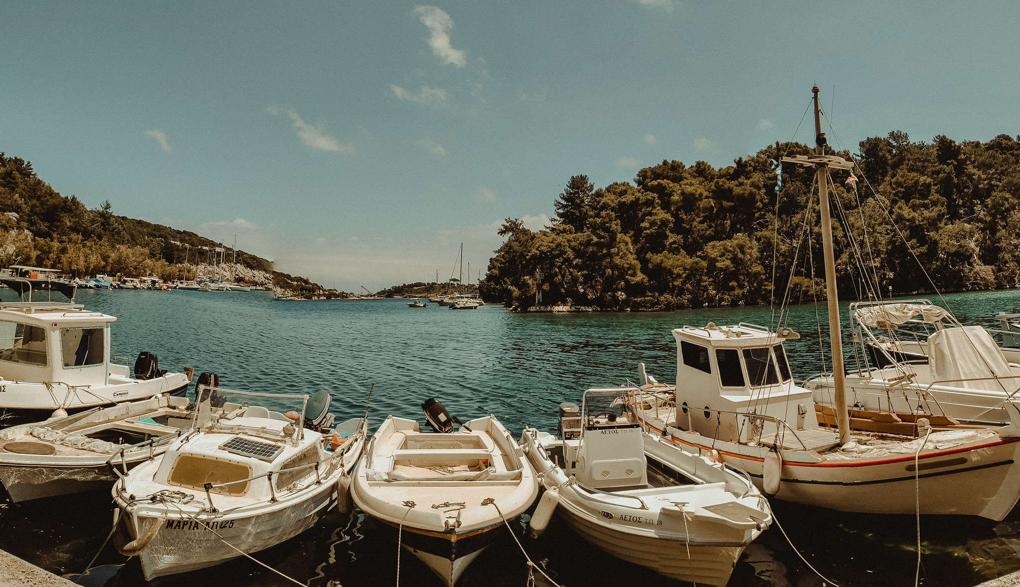 Mariage sur l'île de Paxos - Stéphanie + Clément - Blog Mariage Madame C Mariage sur l'île de Paxos - Stéphanie + Clément - Blog Mariage Madame C