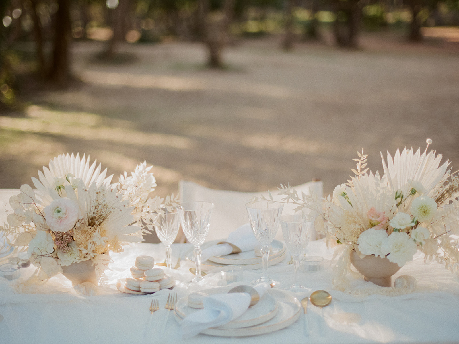Mariage à la plage au Café Léoube // Crédit - Thomas Audiffren